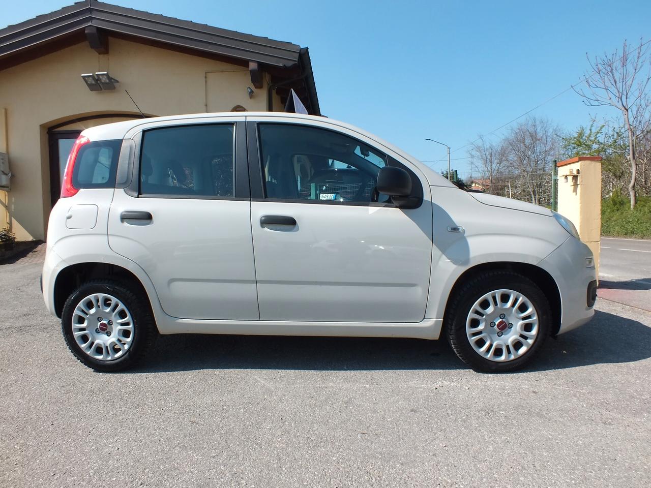 FIAT PANDA 1.2 70 CV EASY