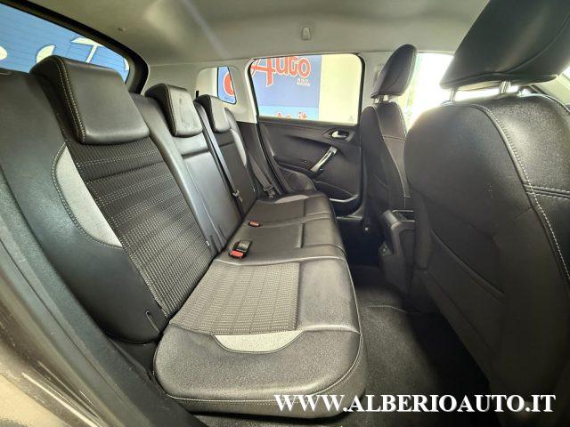 PEUGEOT 2008 1° serie BlueHDi 100 Allure