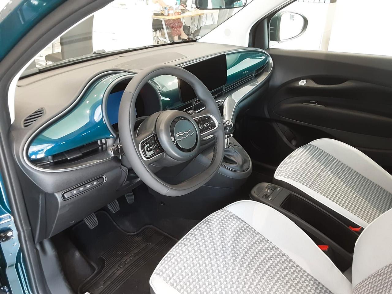 Fiat 500 Berlina Hybrid Torino