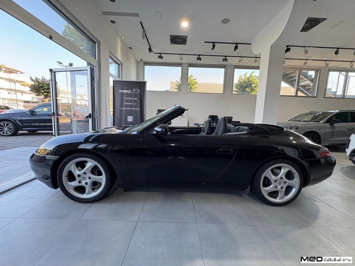 PORSCHE - 996 - 911 Carrera Cabrio