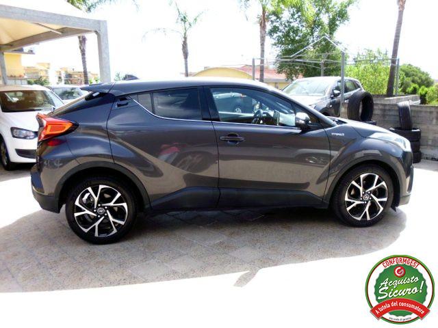 TOYOTA C-HR 1.8 Hybrid E-CVT Lounge