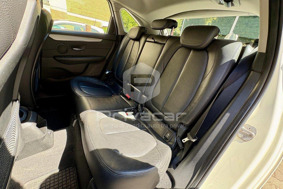 BMW 218d Active Tourer Advantage