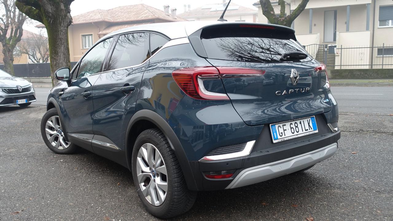 Renault Captur Hybrid E-Tech 145 CV Intens