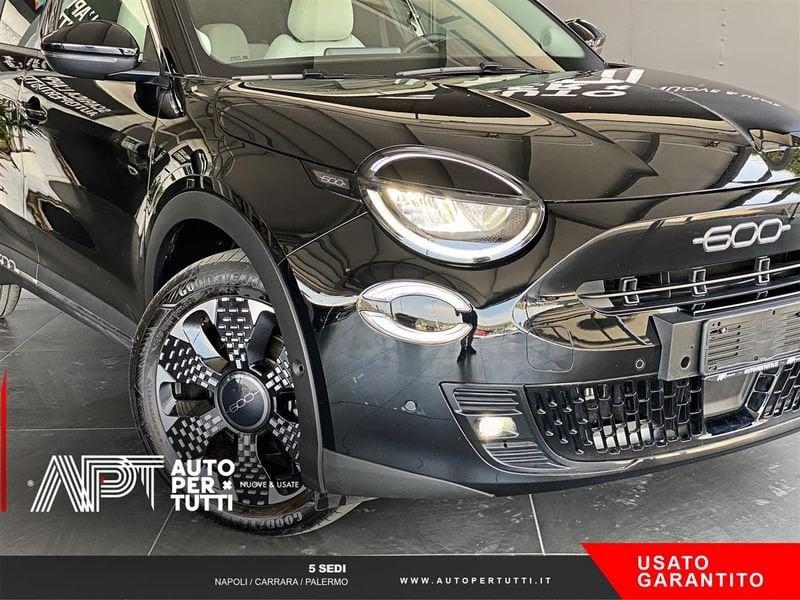 FIAT 600 600 1.2 hybrid La Prima 110cv auto
