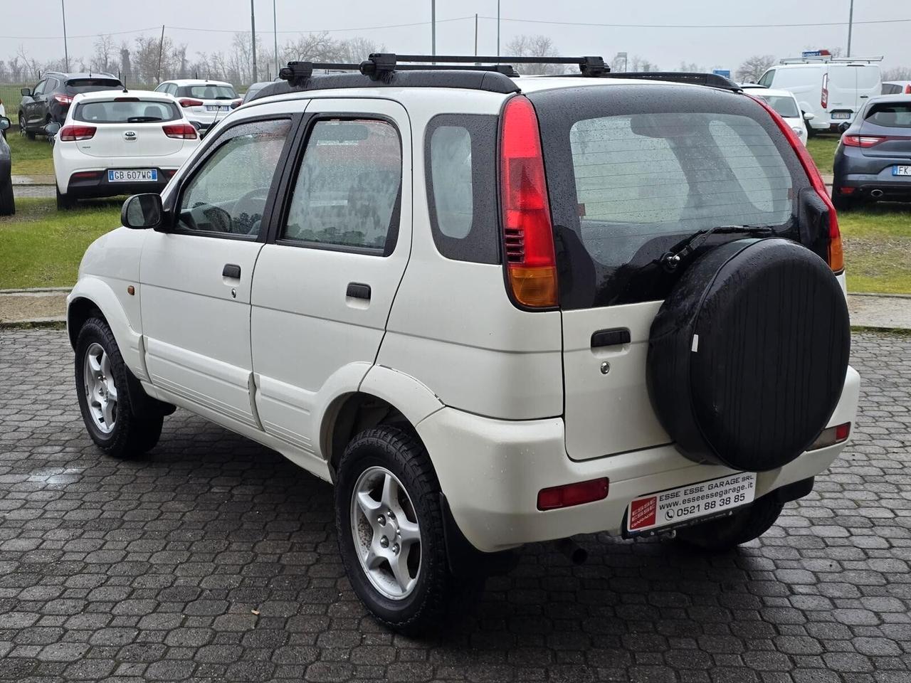 Daihatsu Terios 1.3i 4x4|CERCHI IN LEGA