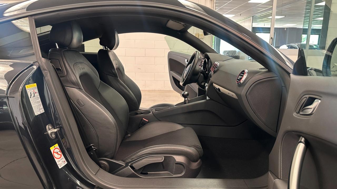 Audi TT Coupé 2.0 TDI quattro Advanced
