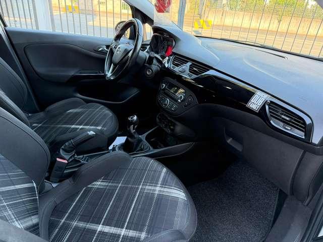 Opel Corsa Corsa V 2015 5p 1.2 b-Color