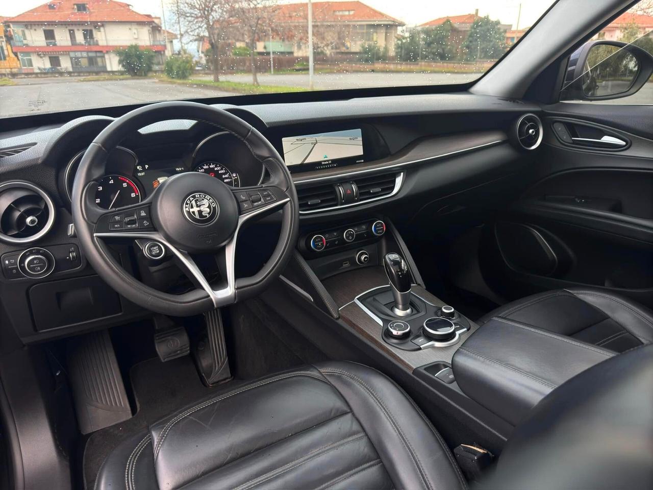 Alfa Romeo Stelvio 2.2 Turbodiesel 210 CV AT8 Q4 Lusso - 2017