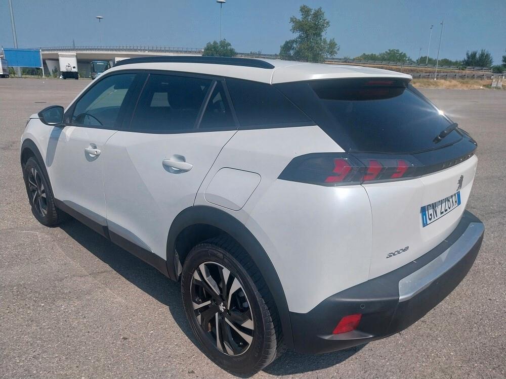 Peugeot 2008 BlueHDi 130 S&S EAT8 GT