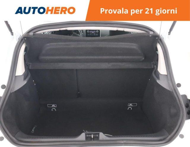 RENAULT Clio 1.2 75CV 5 porte Life