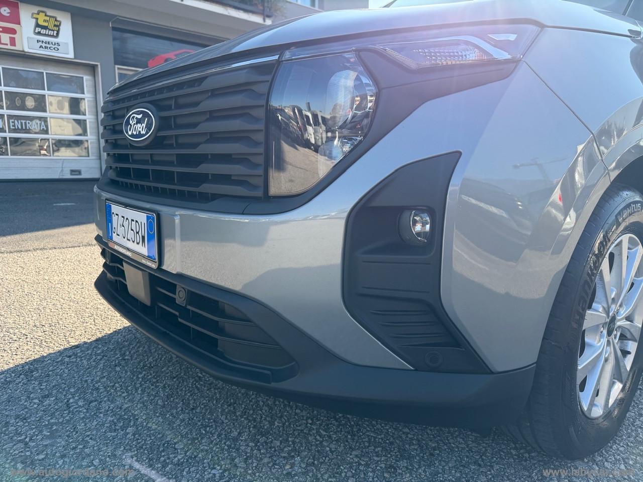 FORD Tourneo Courier 1.0 EcoBoost Titanium WINTER PACK