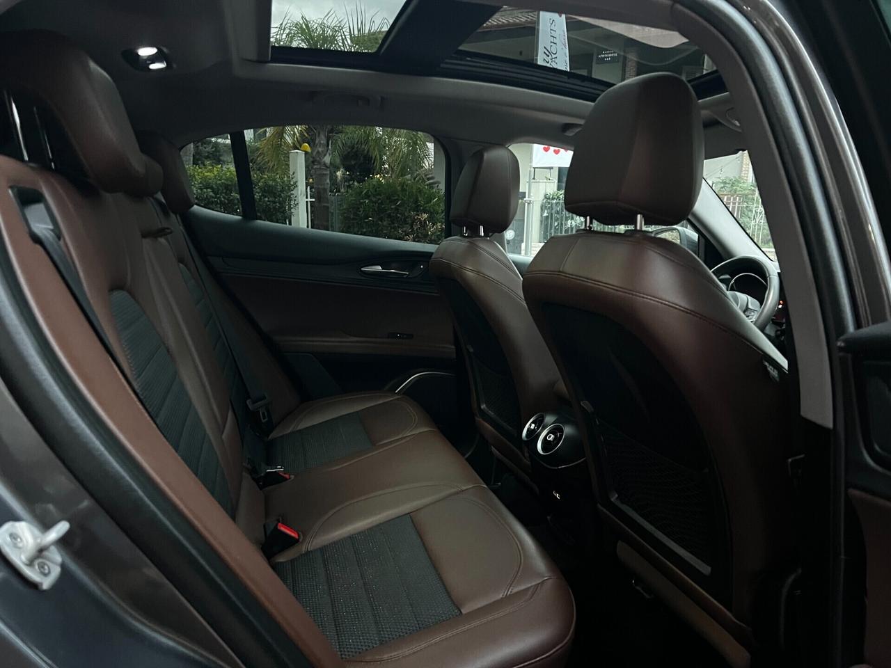 Alfa Romeo Stelvio 2.2 210 CV AT8 Q4 -TETTO-FULL