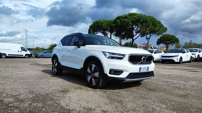 Volvo XC40 D3 AWD Geartronic Momentum Pro