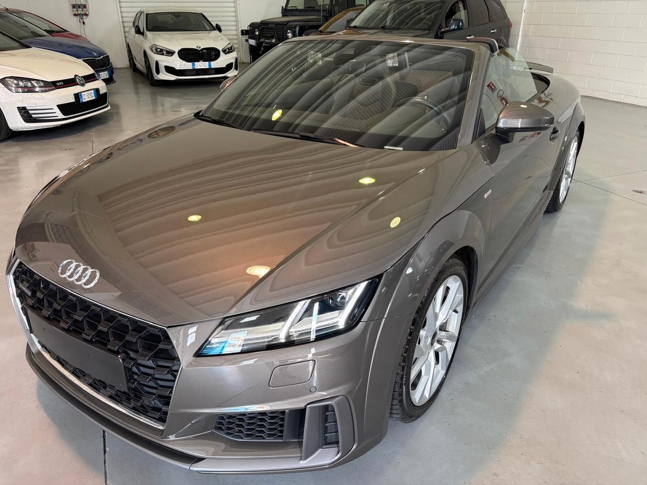 Audi TT Coupé 45 TFSI quattro S tronic S-LINE