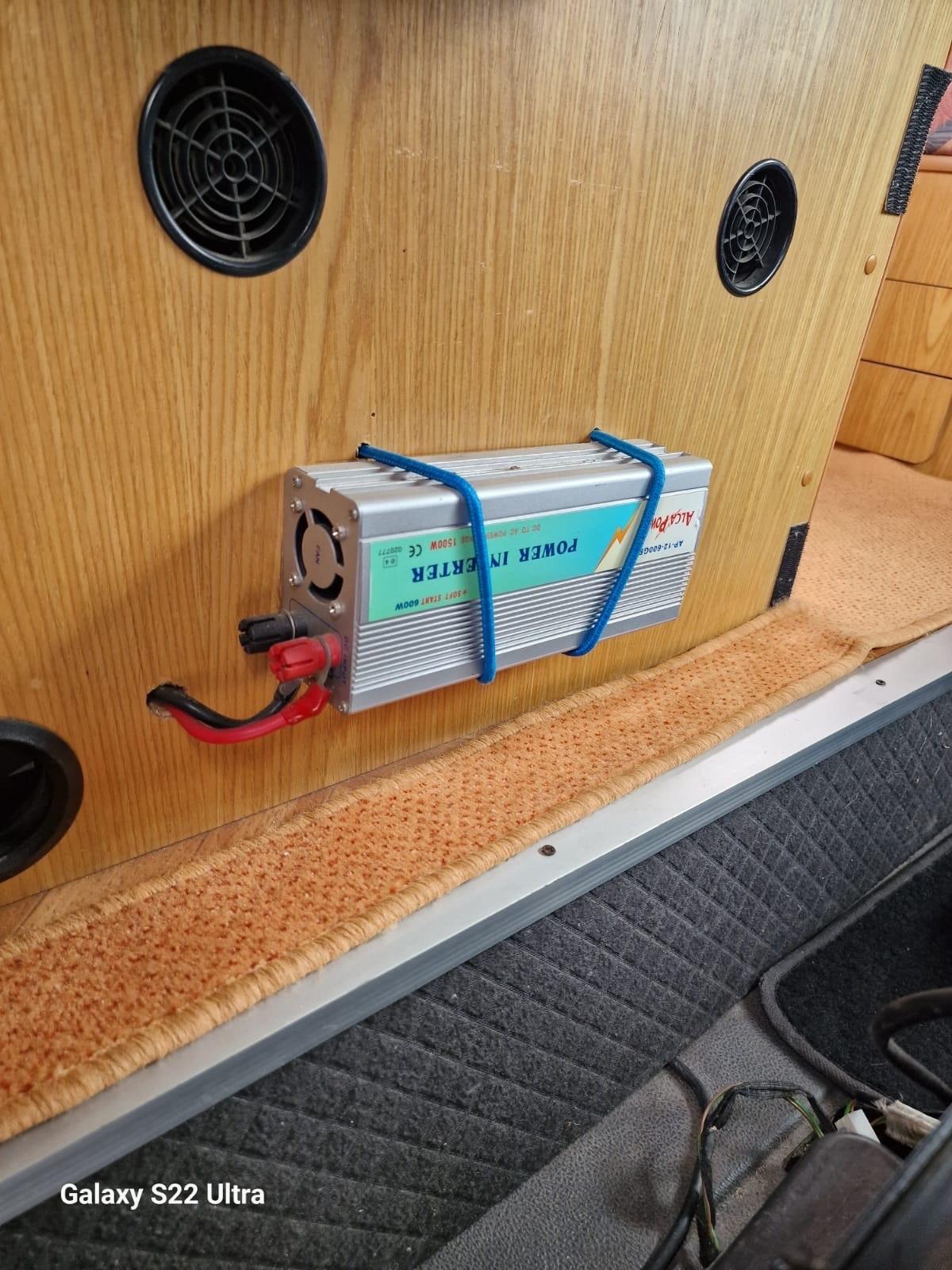 122 laika Ecovip 2 MANSARDATO del 2000 in saldo