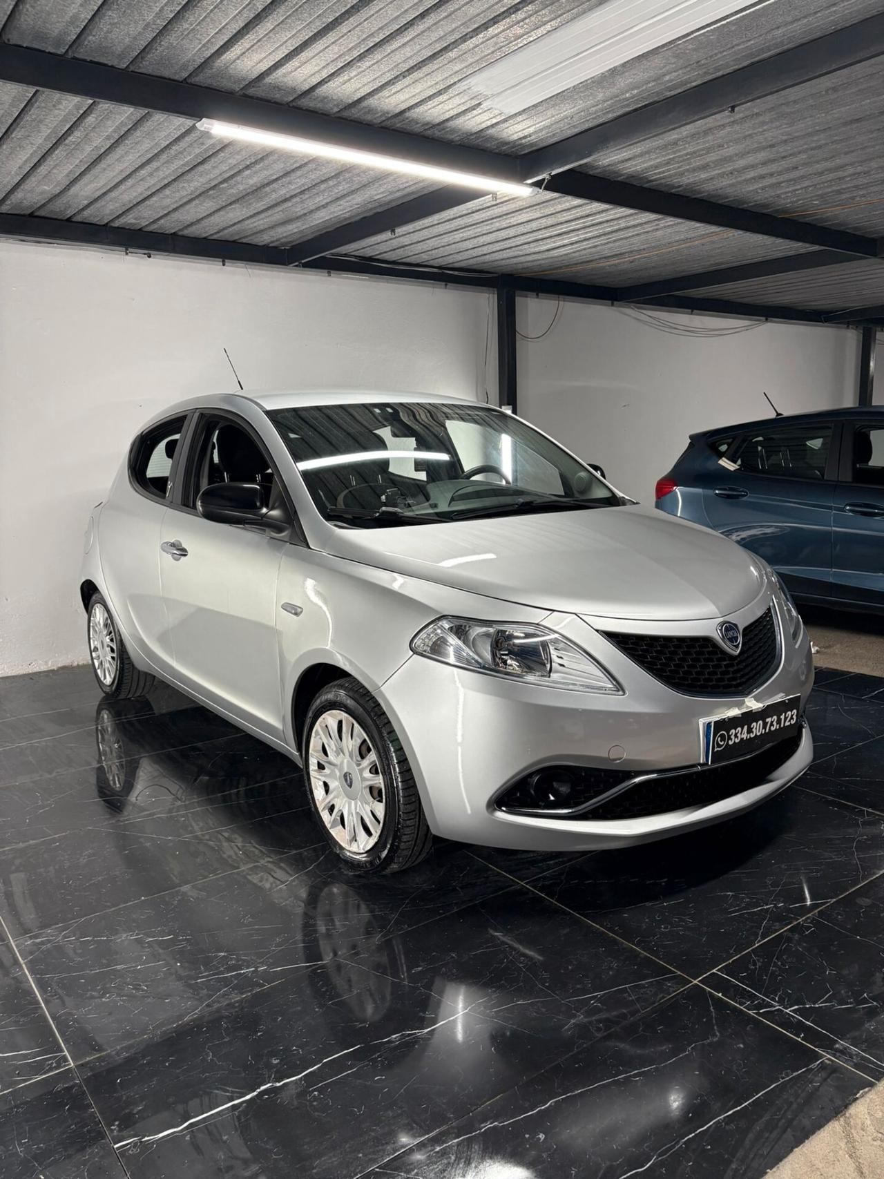 Lancia Ypsilon 1.2 69 CV 5 porte GPL Ecochic Gold