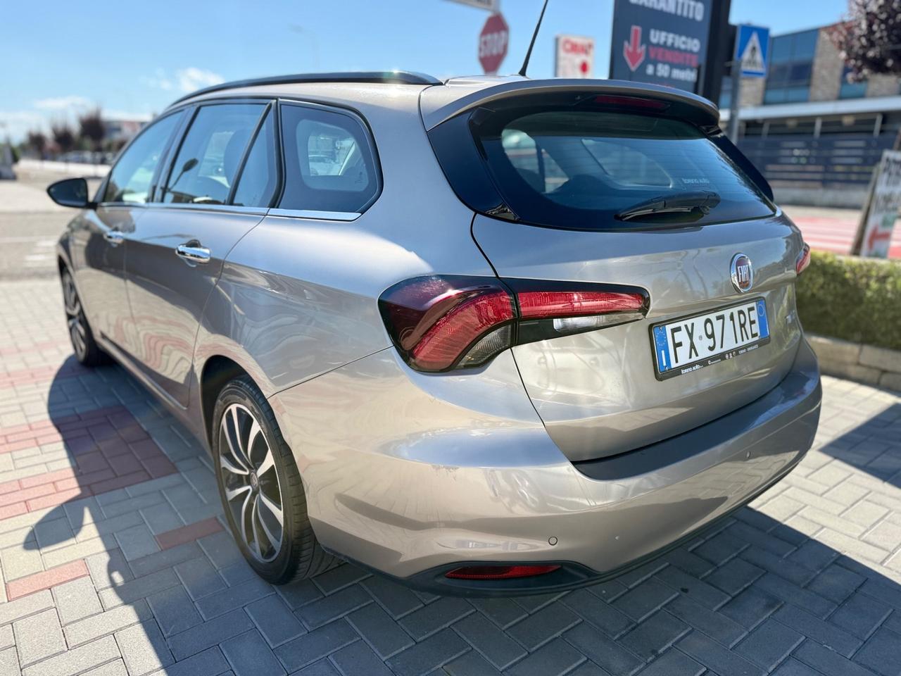 Fiat Tipo 1.6 Mjt S&S DCT SW Lounge