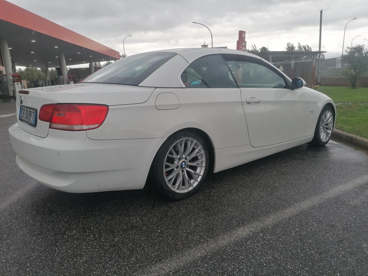 BMW 320d CABRIO Msport-PELLE-NAVI-BIXENON-