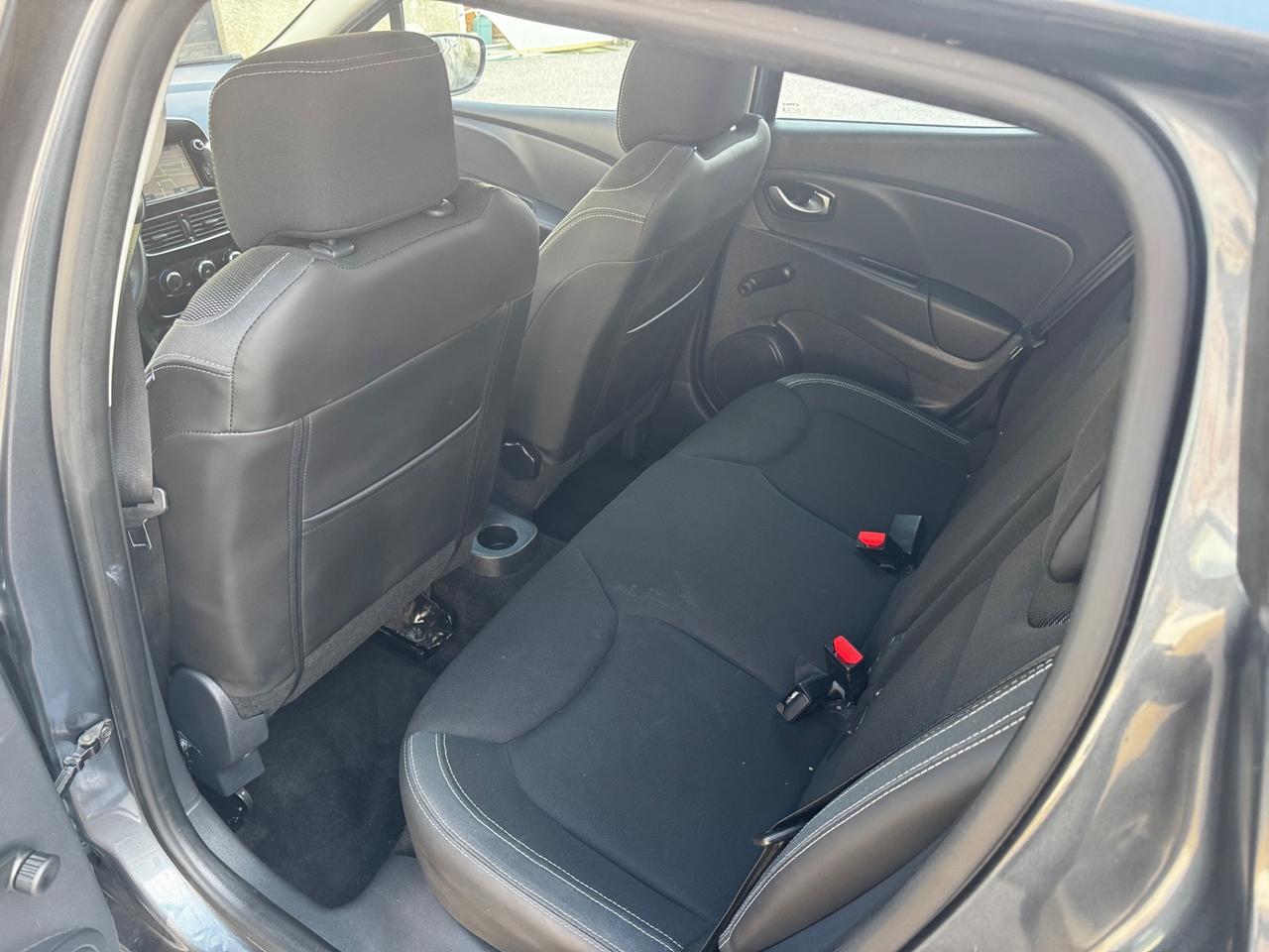 Renault Clio TCe 90 CV GPL 5 porte neopatentati