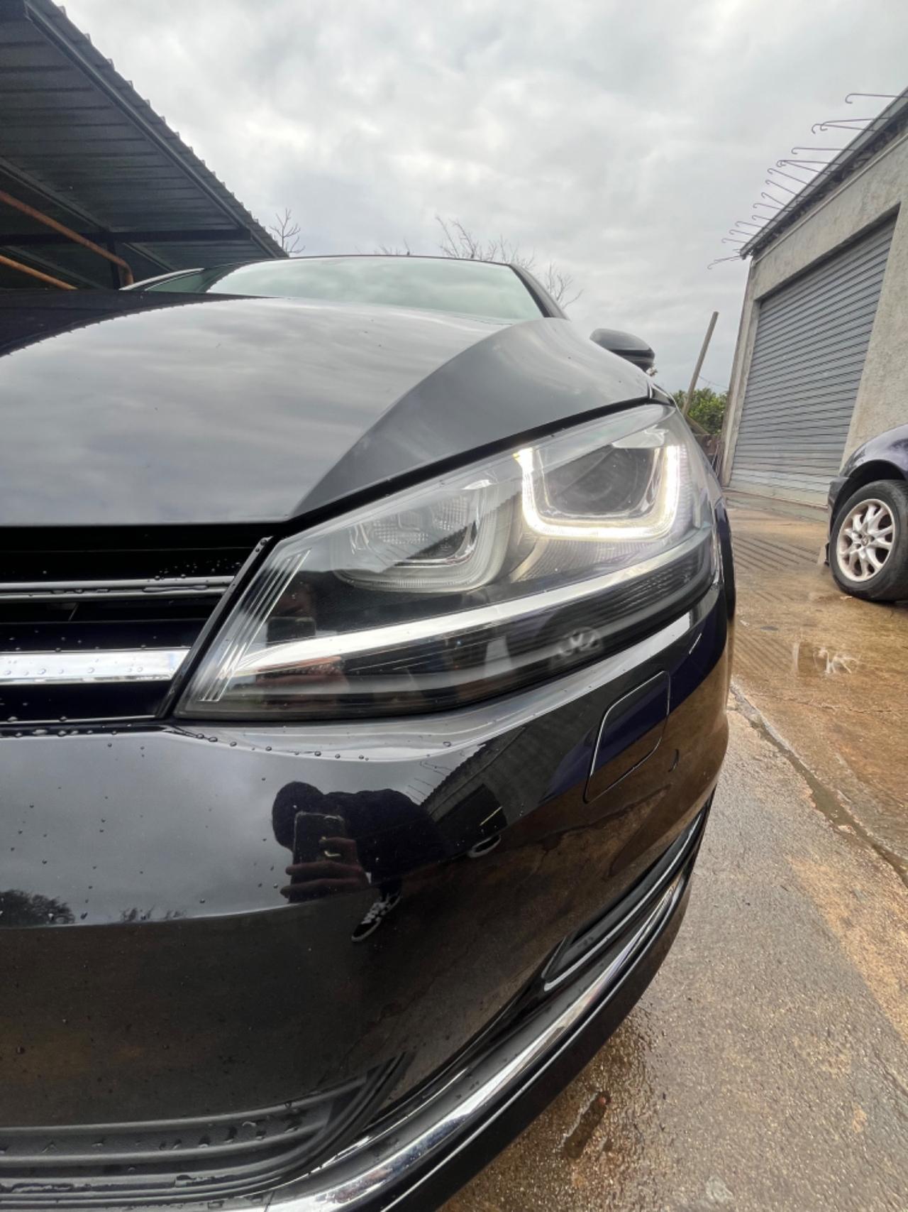 Volkswagen Golf 2.0 TDI DSG 5p. Highline BlueMotion Technology