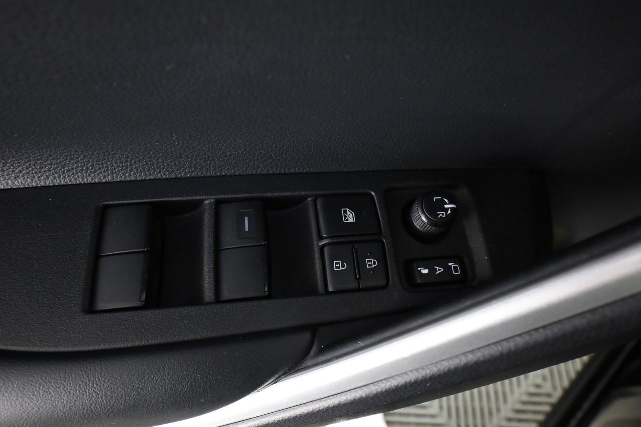 TOYOTA Corolla Cross 2.0 Hybrid 197 CV E-CVT Lounge