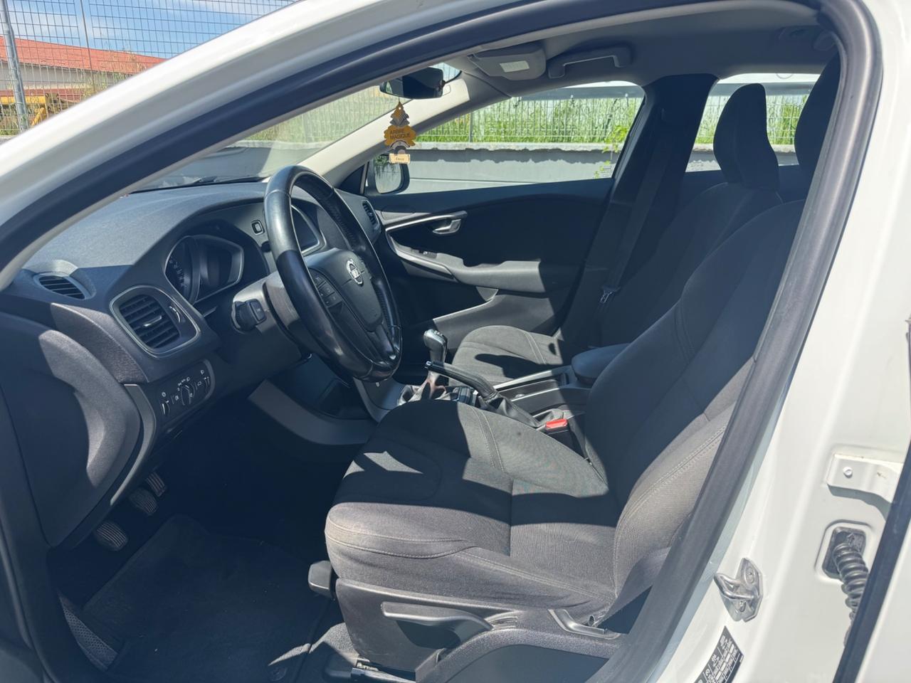 Volvo V40 D2 1.6 Momentum