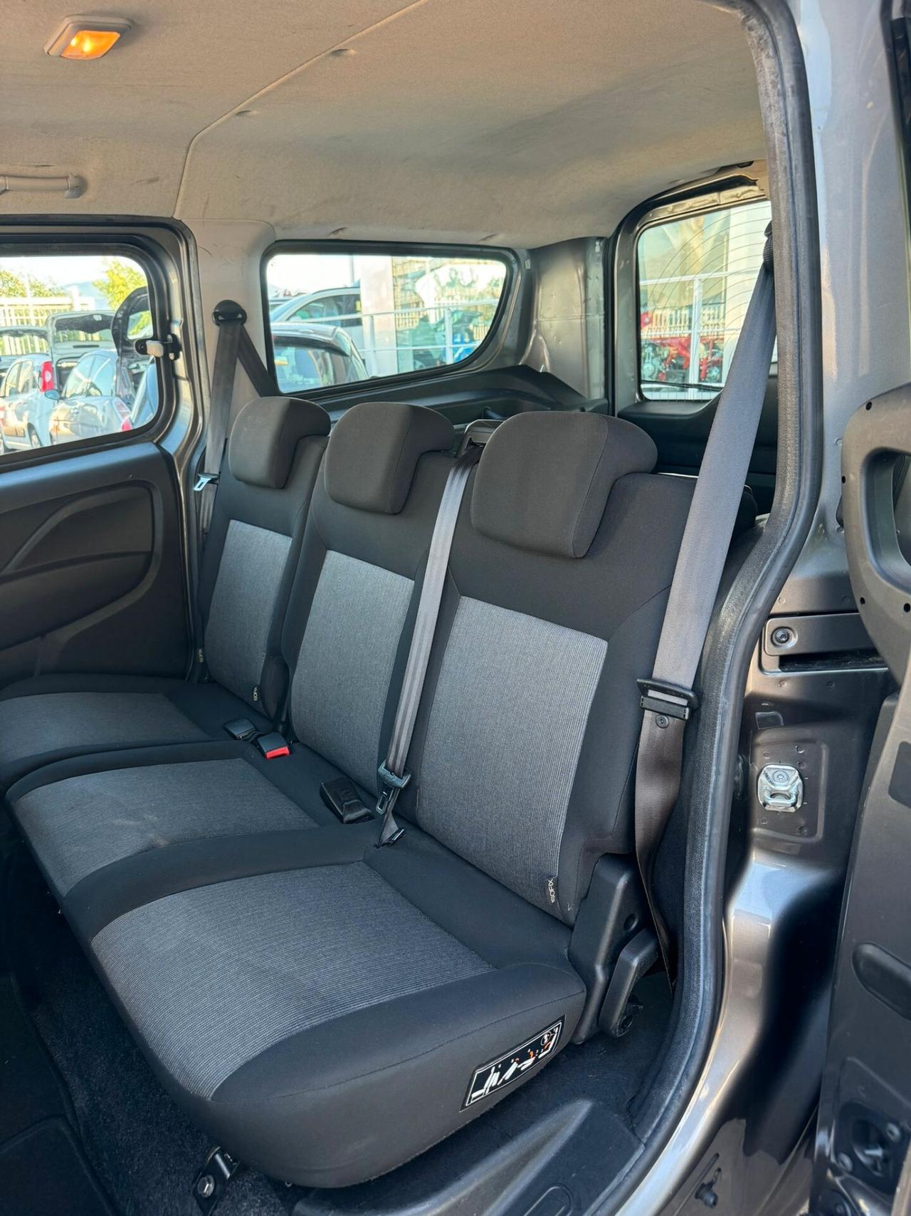 Fiat Doblo Doblò 1.6 MJT 16V 95CV Lounge 5 posti M1
