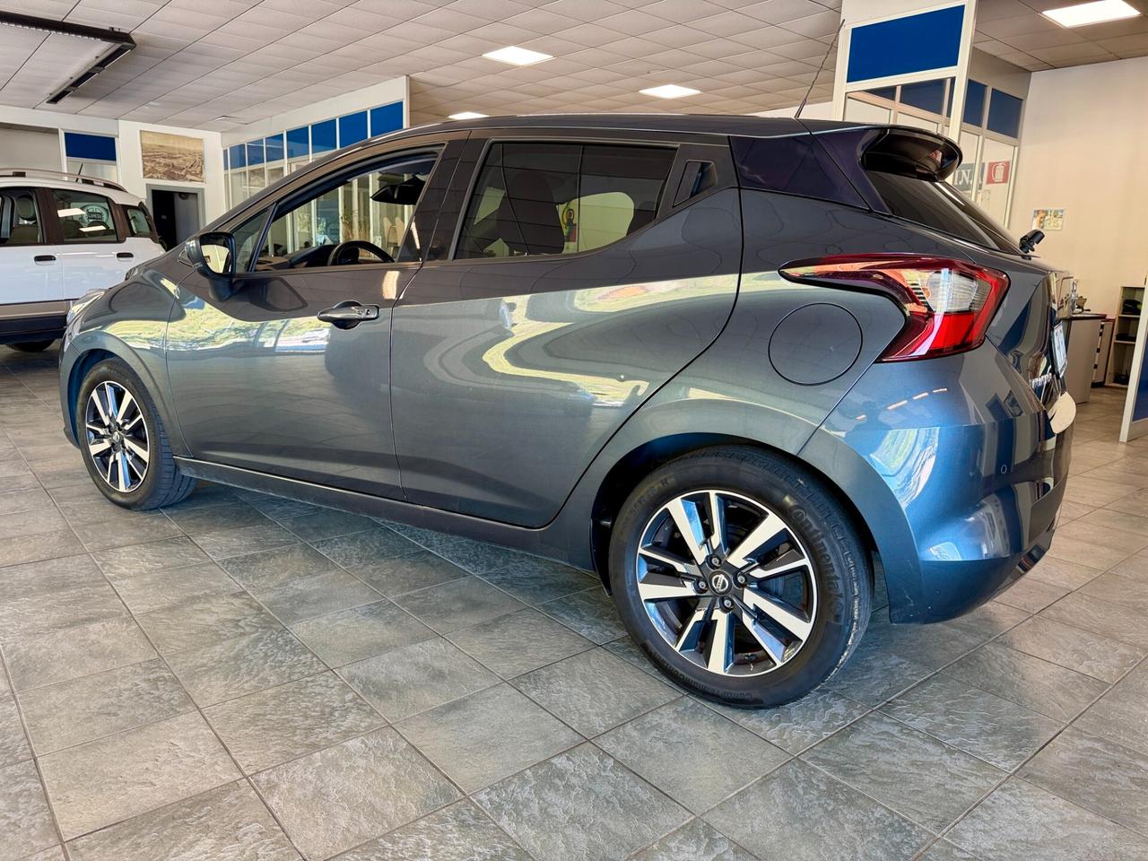 Nissan Micra IG-T 100 5 porte Tekna