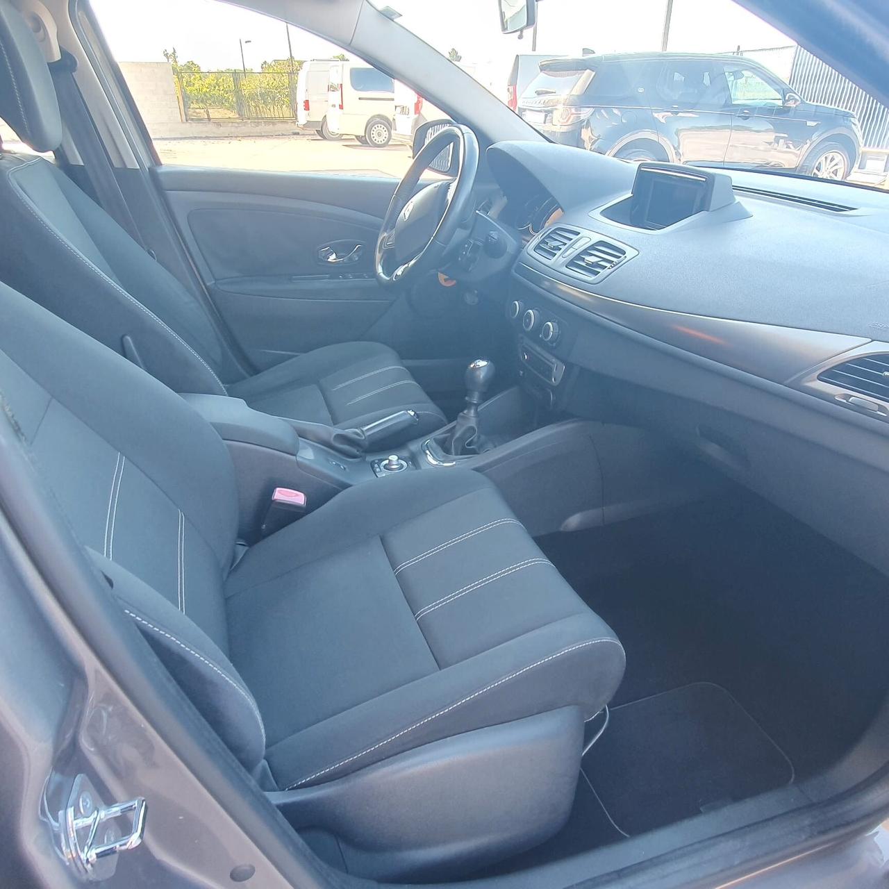 Renault Mégane 1.5 dCi 110CV SporTour Wave
