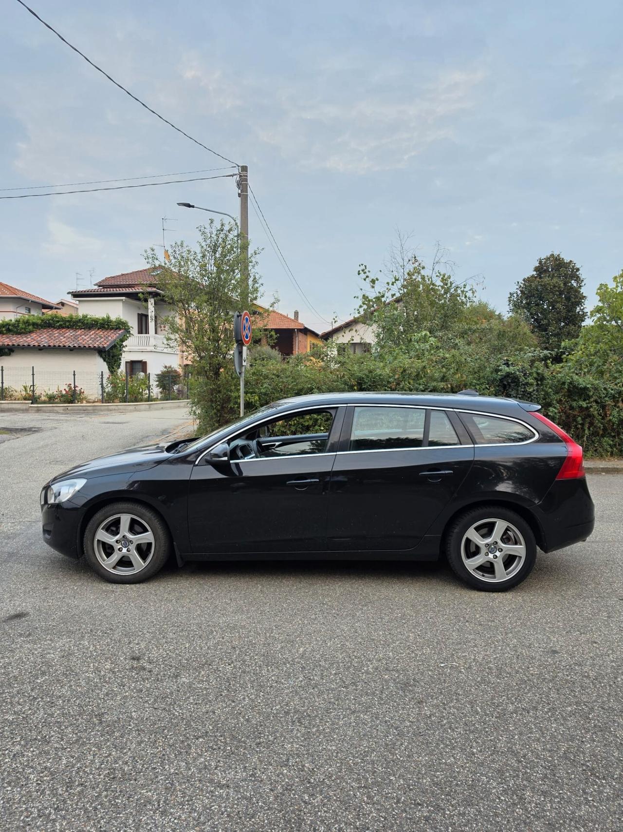 Volvo V60 D3 Geartronic Summum
