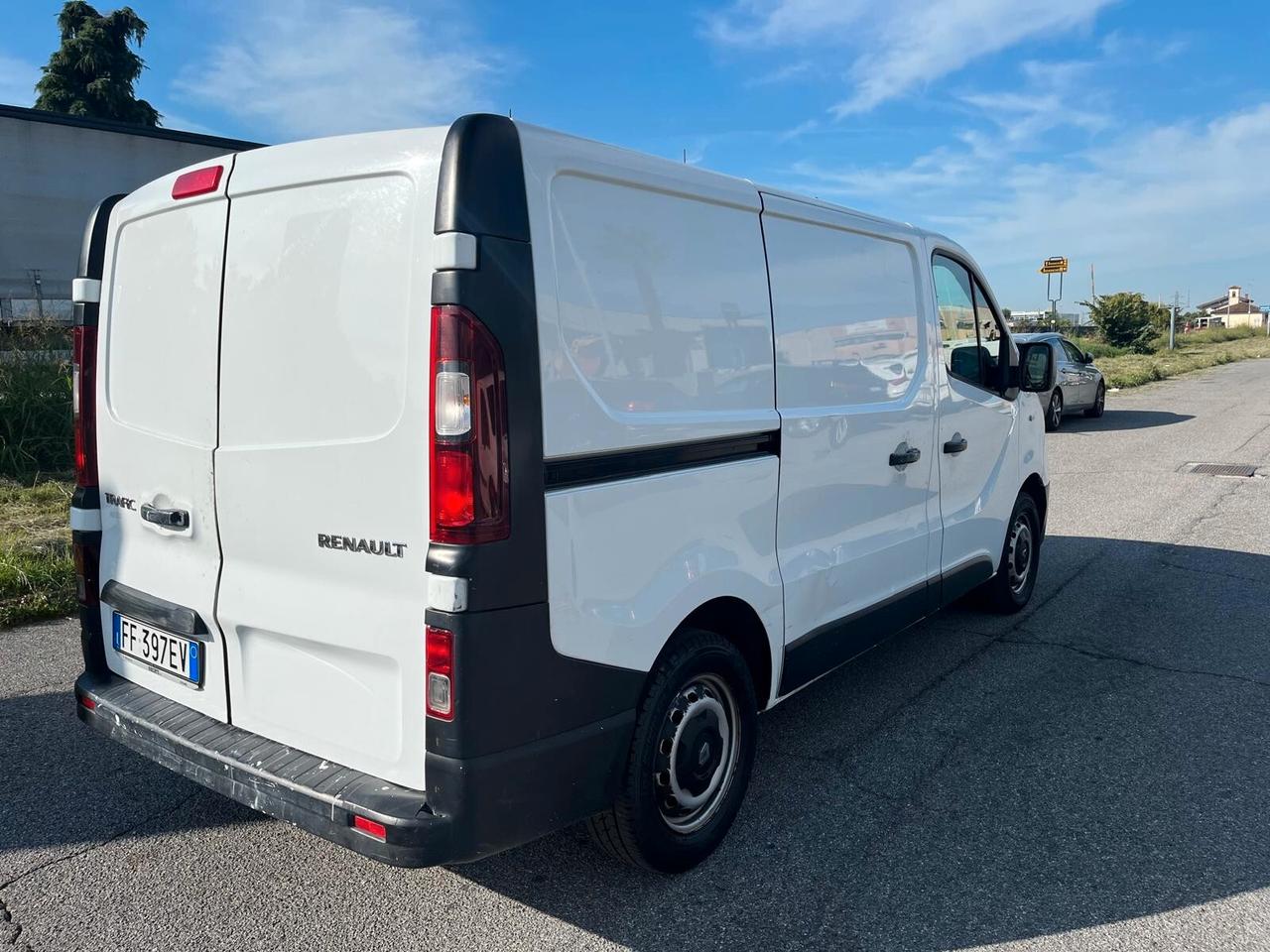 Renault Trafic T27 1.6 dCi 115CV **+IVA**