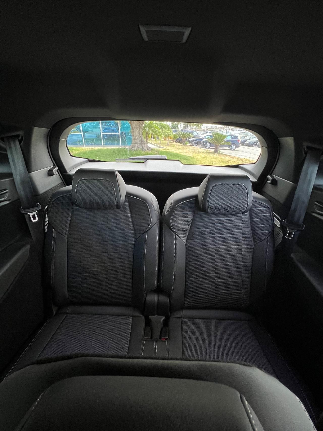 Peugeot 5008 Hybrid 145 e-DCS6 Allure 7 posti - possibilità noleggio no scoring