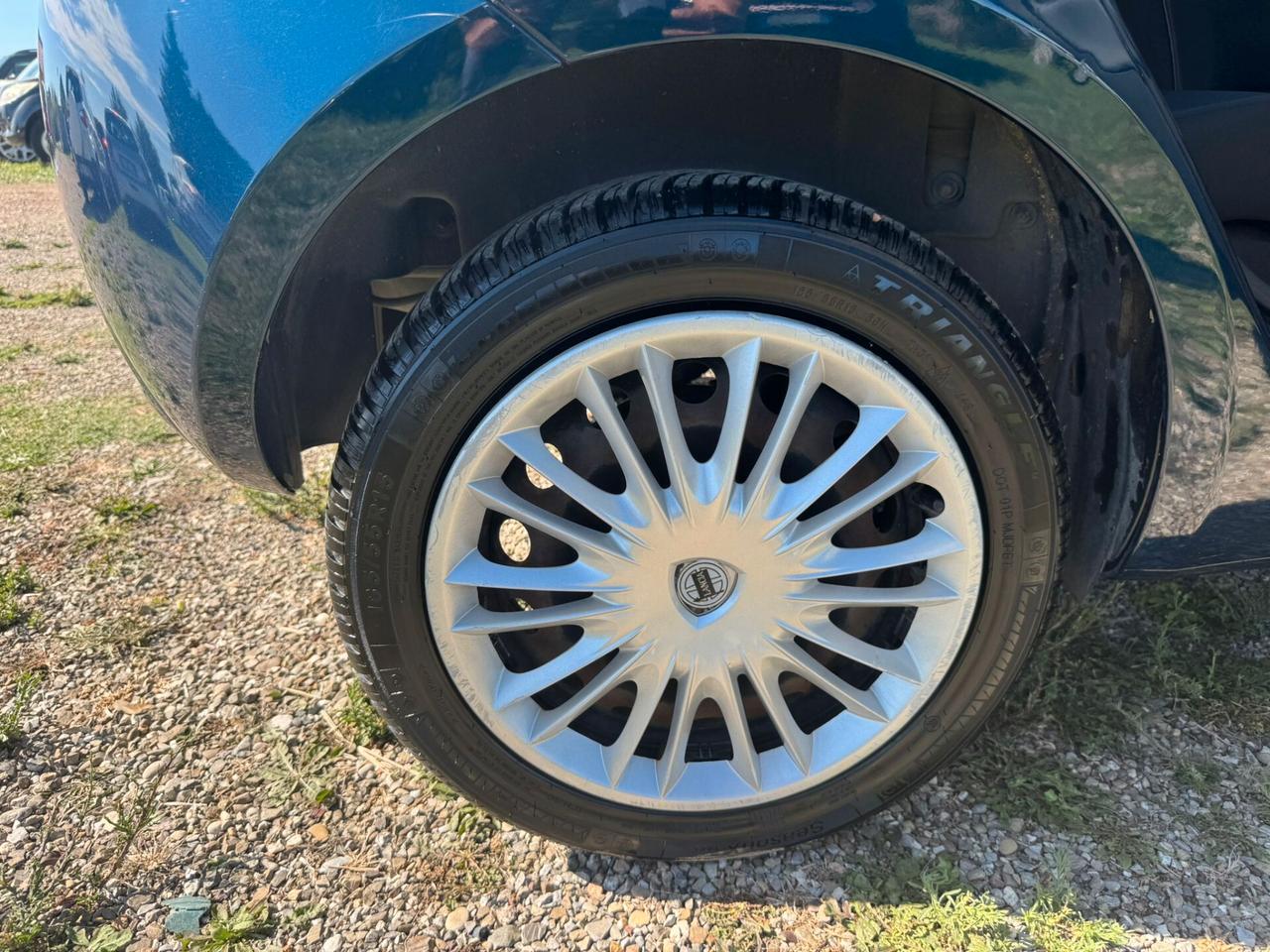 Lancia Ypsilon 1.2 5 porte GPL del 16 SOLO 129.000 KM
