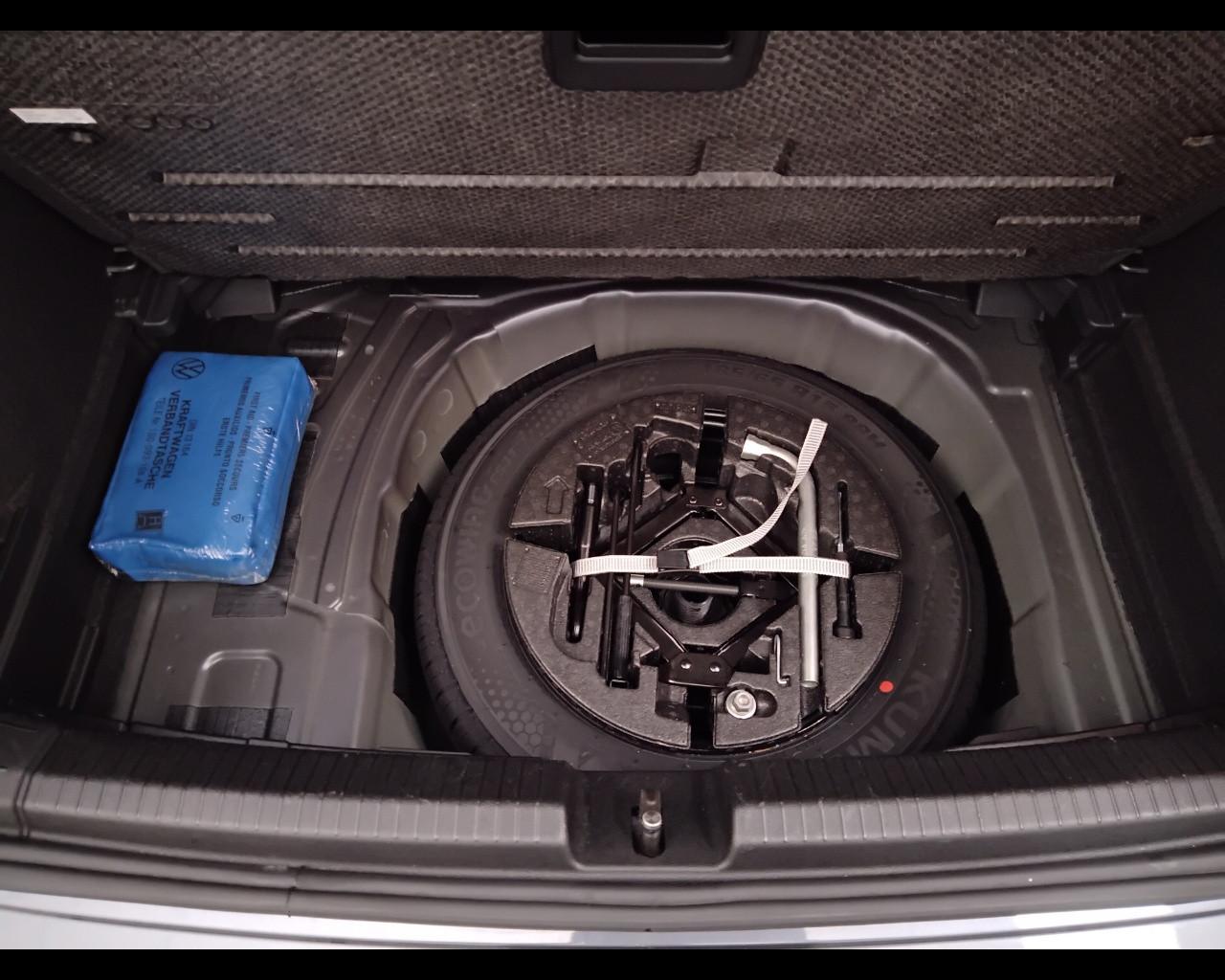 VOLKSWAGEN Polo VI 2022 - Polo 1.0 tsi Life 95cv