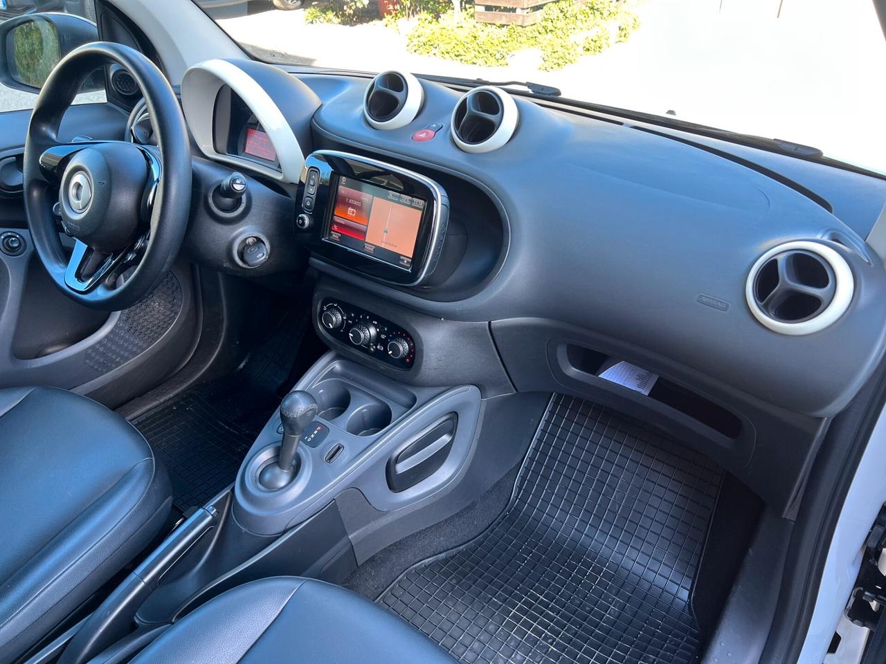 Smart ForTwo 1.0 Passion 71cv twinamic AUTOM. TETTO PANPELLE