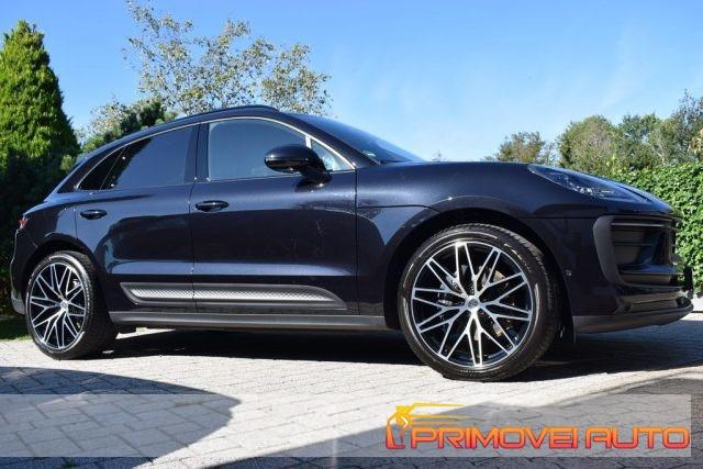 PORSCHE Macan 2.0