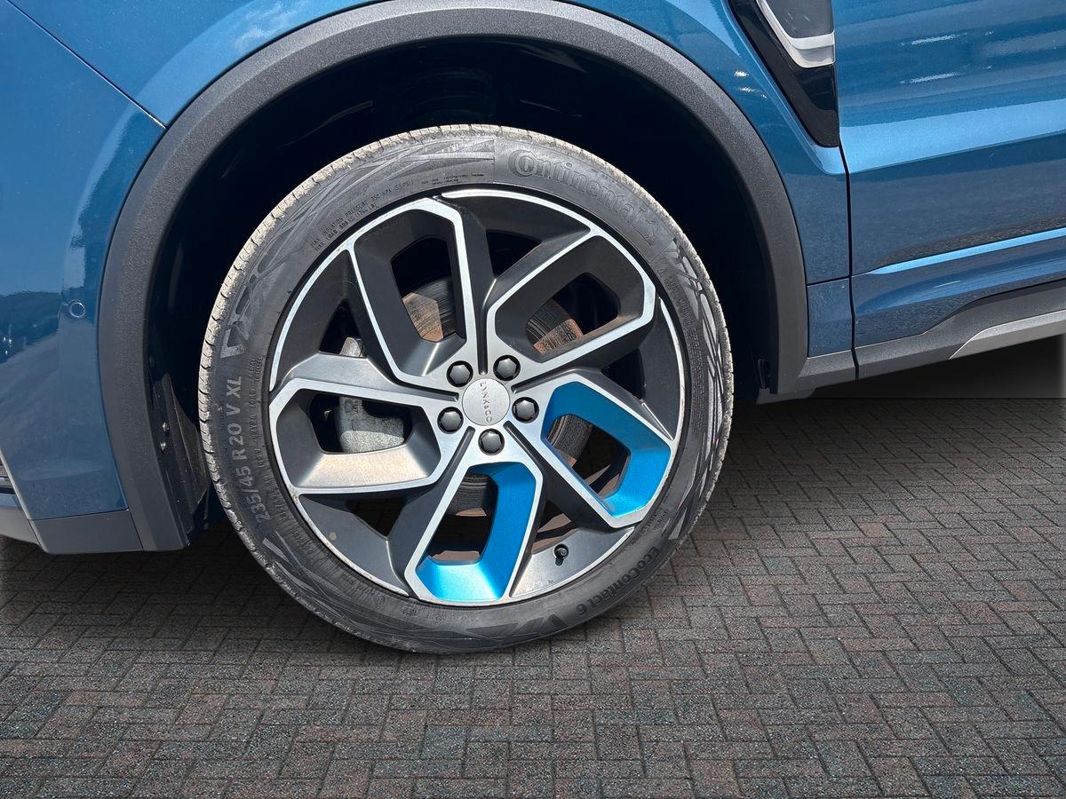 LYNK&CO 01 1.5 td phev auto