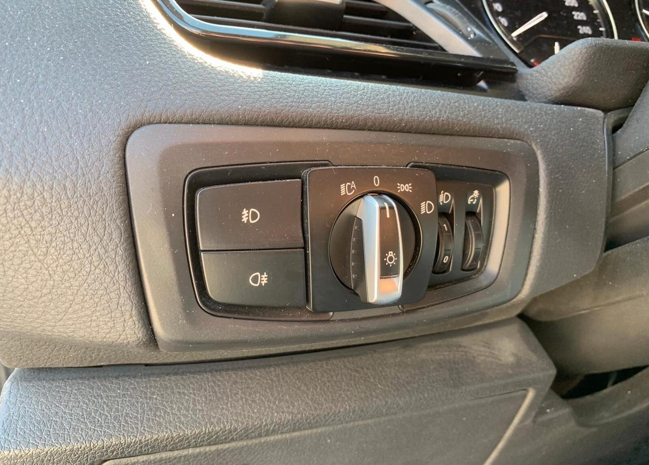Bmw 218d Active Tourer Luxury unicoprop.