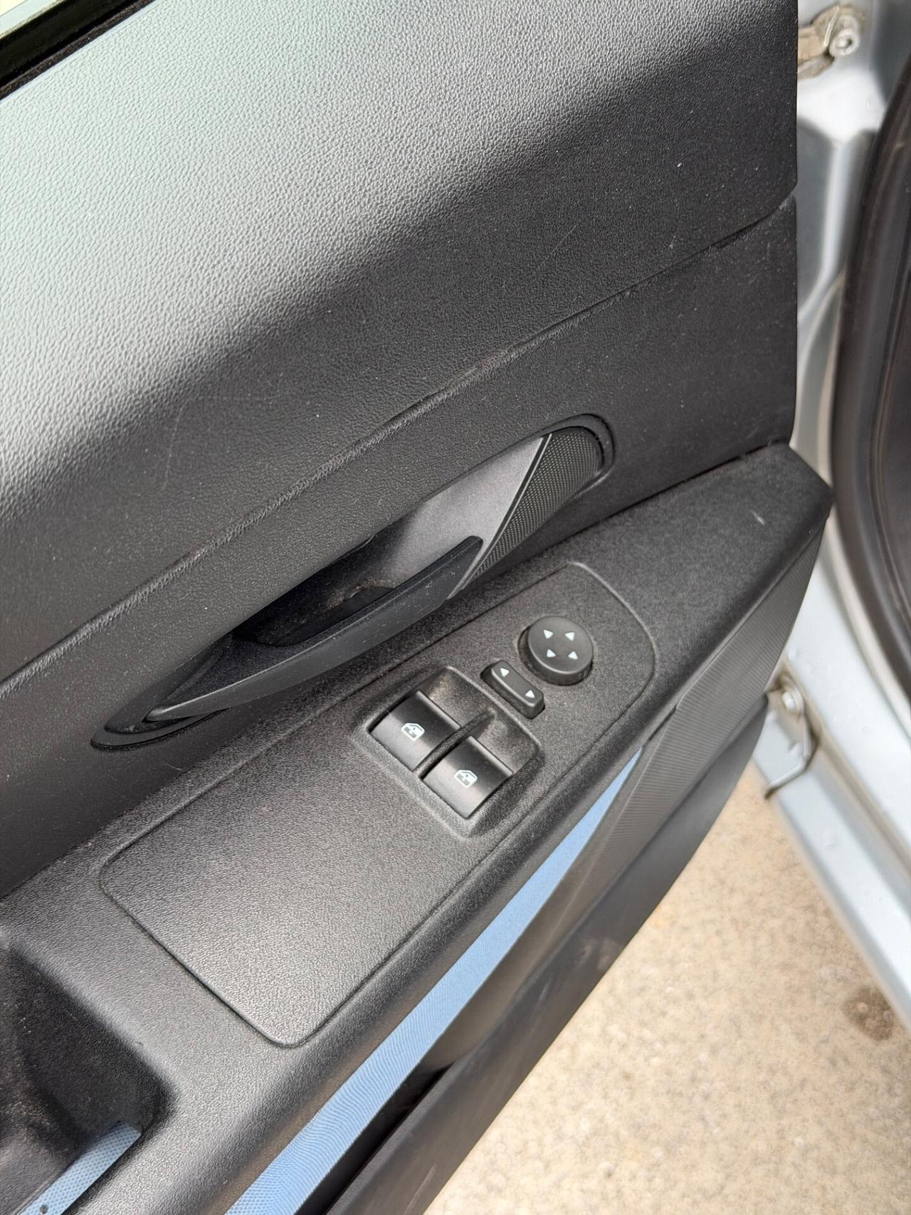 Fiat Grande Punto 1.4 5p- Neopatentati-Garanzia