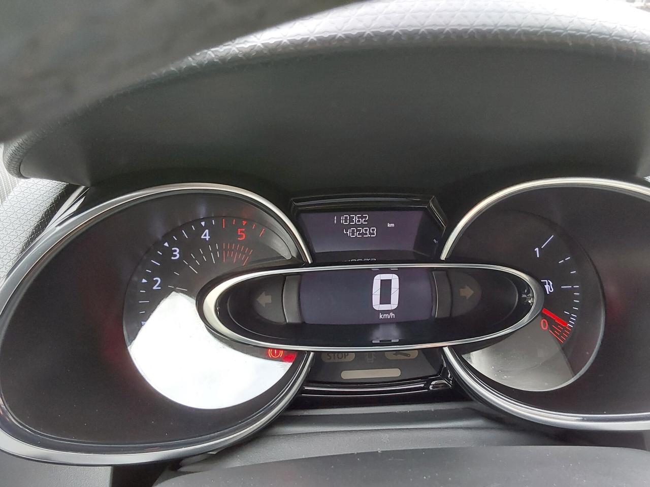 Renault Clio Sporter 1.5 dCi 90 CV Moschino Intens