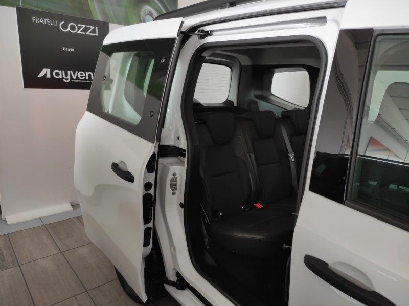 RENAULT Kangoo 4ª serie - Kangoo 1.5 Blue dCi 115 CV Authentic