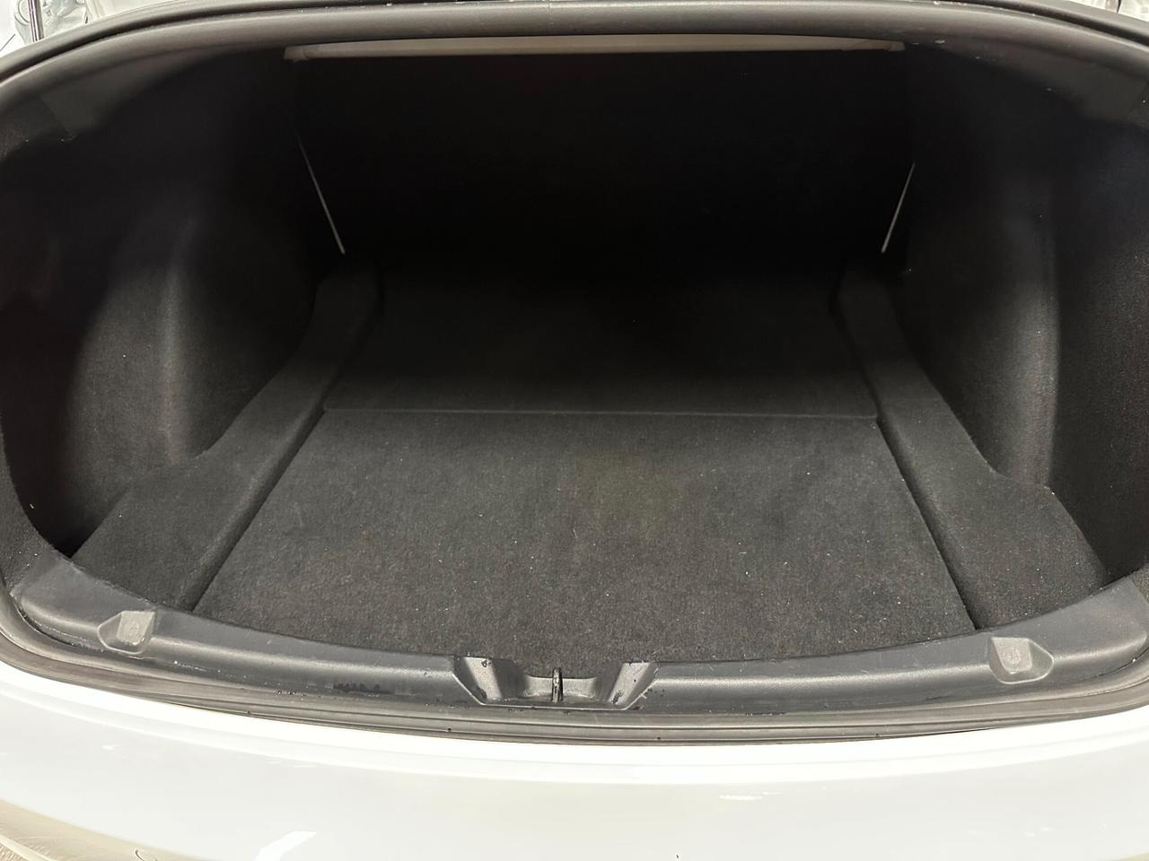 Tesla Model 3 Long Range AWD Long Range