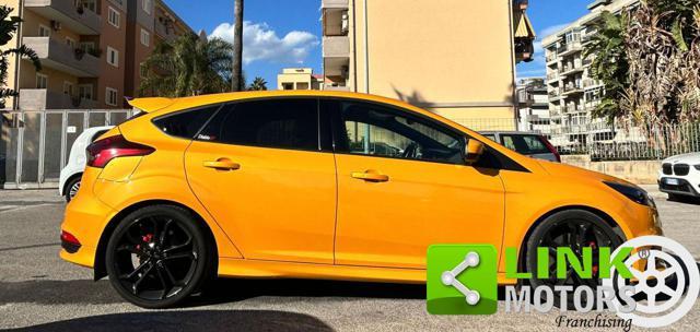 FORD Focus 2.0 EcoBoost 250 CV ST3