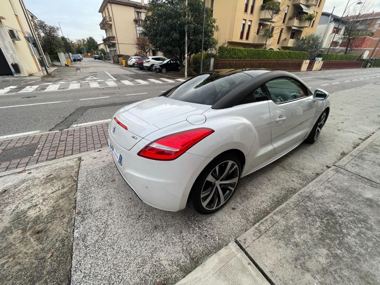 PEUGEOT RCZ 2.0 HDi cinghia e pneumatici nuovi