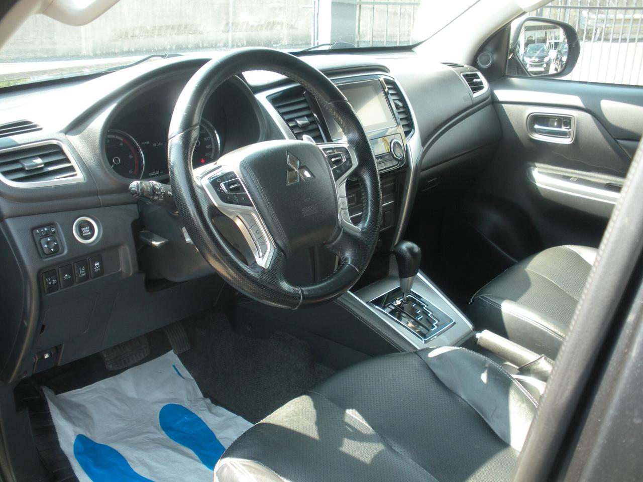 Mitsubishi L200 2.3 D Double Cab 4x4 Super Select Intense aut.