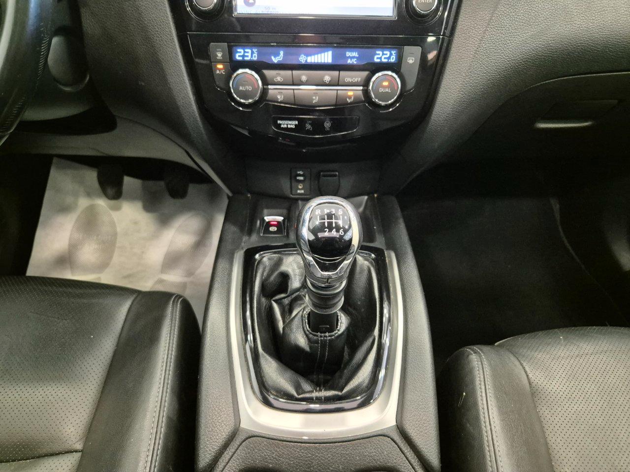 Nissan X-Trail 1.6 dci Tekna 2wd 7p.ti - NEOPATENTATI - Cam 360 - Cruise/Lim - Tetto