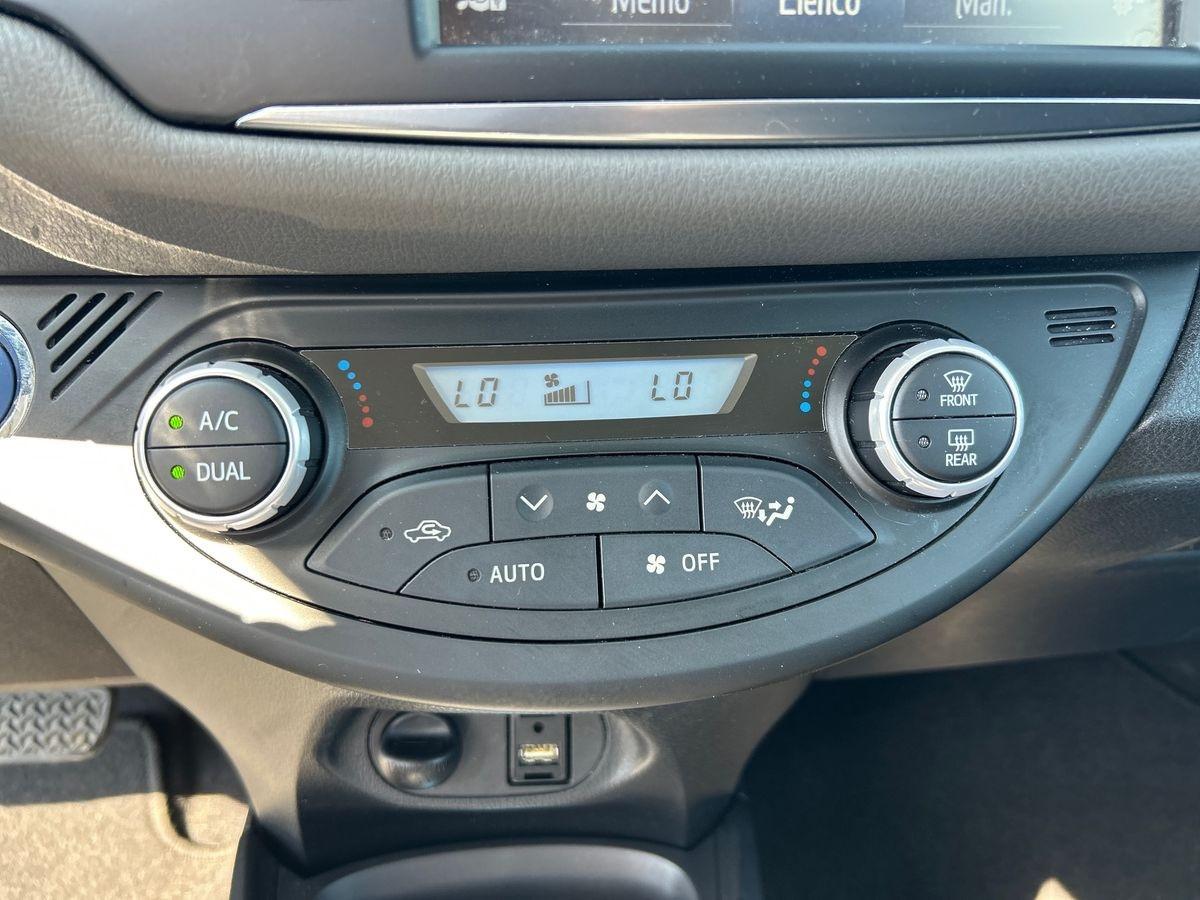 TOYOTA Yaris 3ª serie - Yaris 1.5 Hybrid 5 porte Active