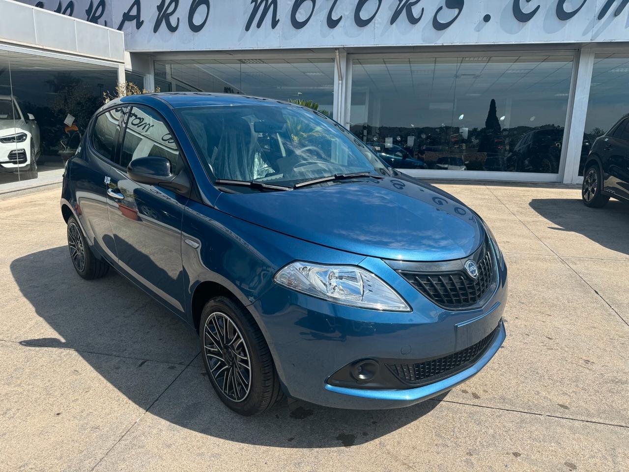 LANCIA Ypsilon silver km0 iva esposta