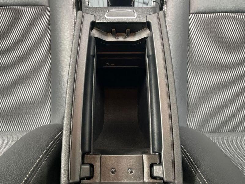 Mercedes-Benz GLA 180 d Business auto