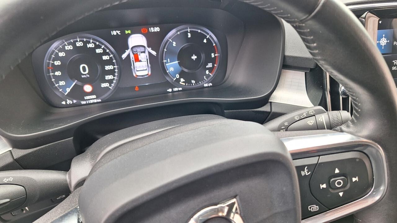 Volvo XC40 D3 Momentum